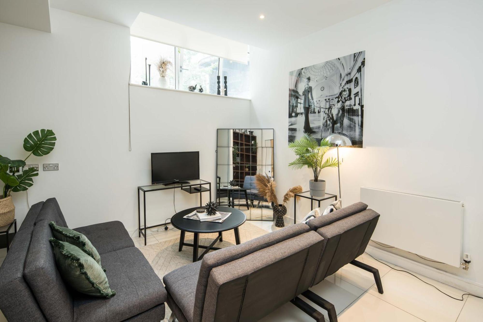 Al Central-Soho-Chinatown-Coventgarden-Cozy-Onebed Daire Londra Dış mekan fotoğraf